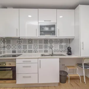 https://laranjal-7.hotels-lisbon-portugal.com